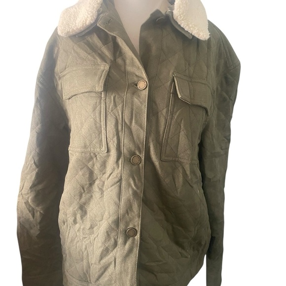 Pendleton Faux Shearling Trim Sidney Barn Coat in fatigue green - Picture 4 of 16